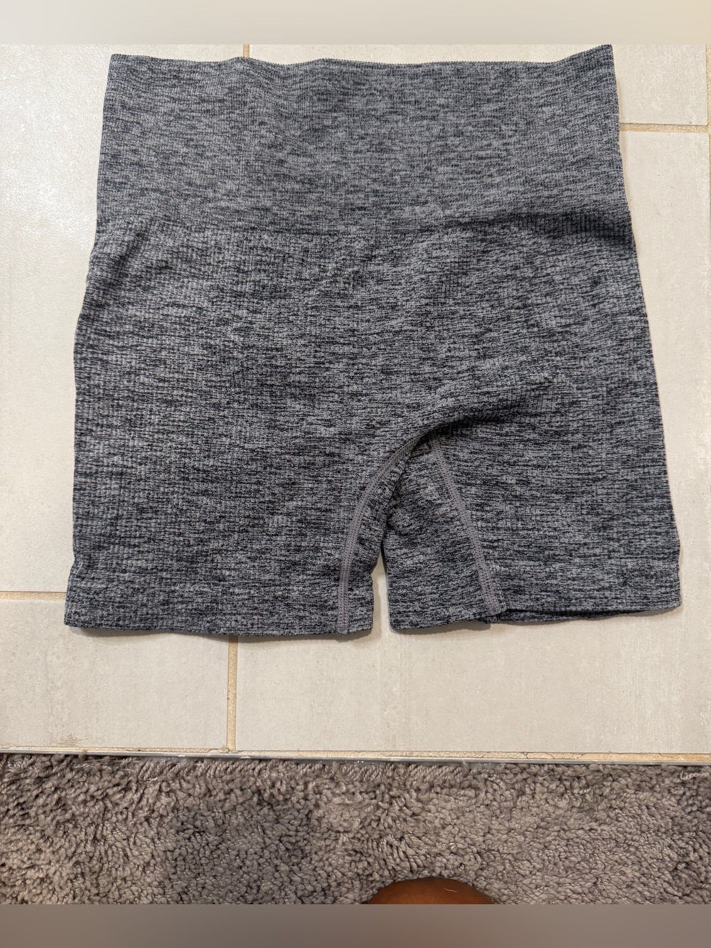 Colsie women’s Heather Gray biker shorts